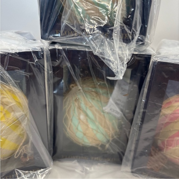 Colorful Hot Air Balloon Ornament pink yellow mint - Picture 2 of 3